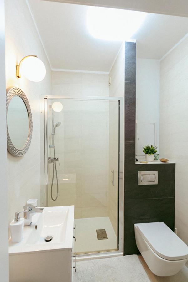 Pawia 51 - Piekny Wiok Na Centrum Warszawy - Duzy Balkon - Smart Tv 55 Cali Wifi - Good Appartement *